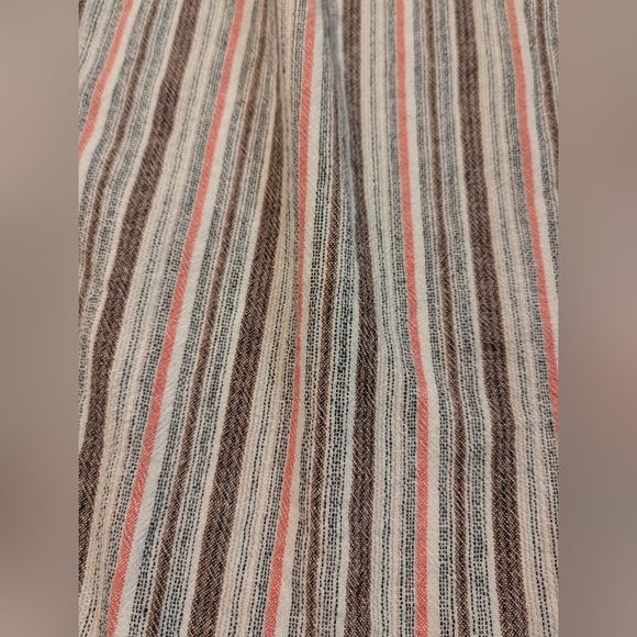 Bundle of M wide leg capris - Picture 7 of 16